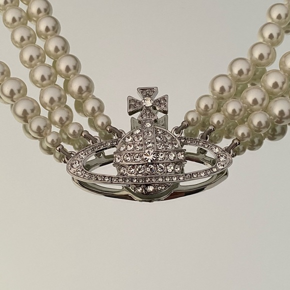 Vivienne Westwood Pearl Orb Necklace 